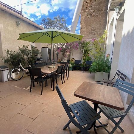 Grand Appartement Sur Canal A 2 Pas Du Centre Ville De Sete Ngoại thất bức ảnh
