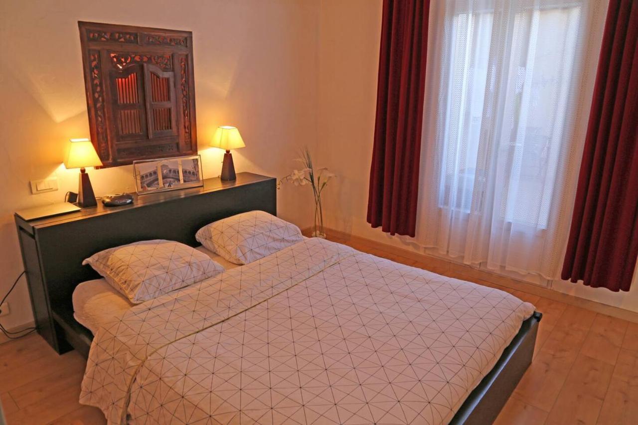 Grand Appartement Sur Canal A 2 Pas Du Centre Ville De Sete Ngoại thất bức ảnh