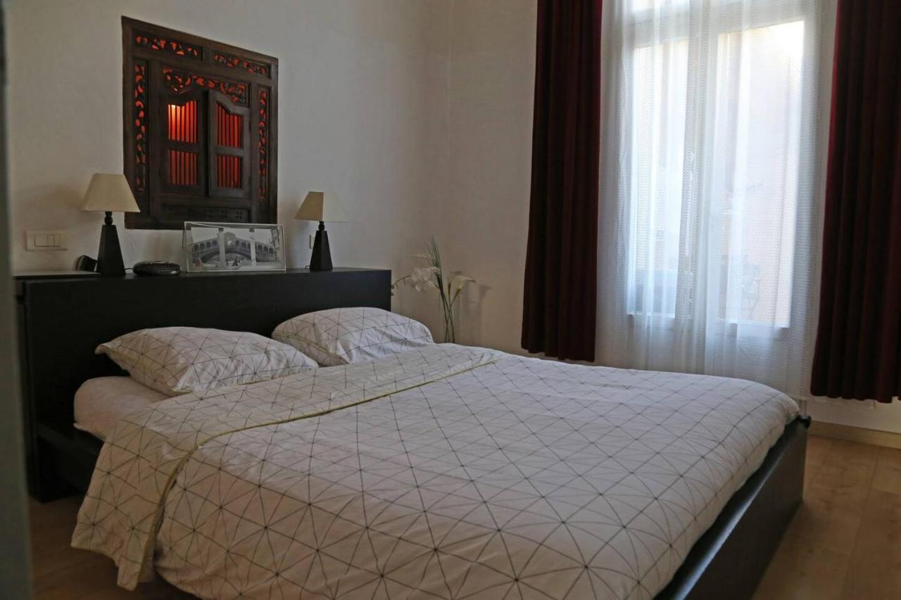 Grand Appartement Sur Canal A 2 Pas Du Centre Ville De Sete Ngoại thất bức ảnh